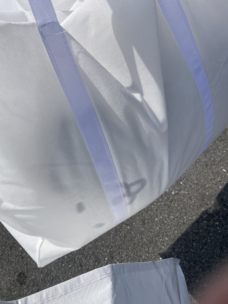 kanahu0517's tweet photo. #これを見た人は無言で白が入っている画像を貼れ https://t.co/uqCD86jaye