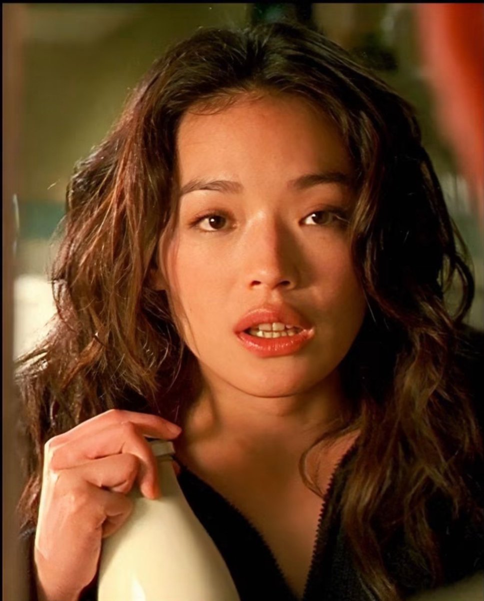 fivestars5s's tweet photo. Shu Qi plays as Lai Kwai in The Transporter. https://t.co/j961tevMWI