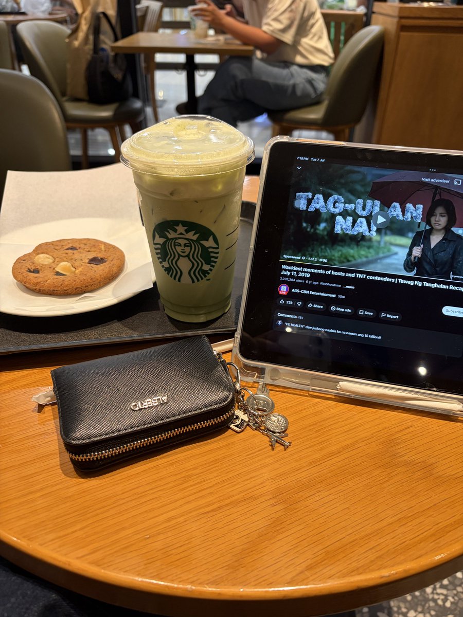 ItzmeCU's tweet photo. Tatambay lang naman eh💚🫢😅 https://t.co/LrgH6h1bdh