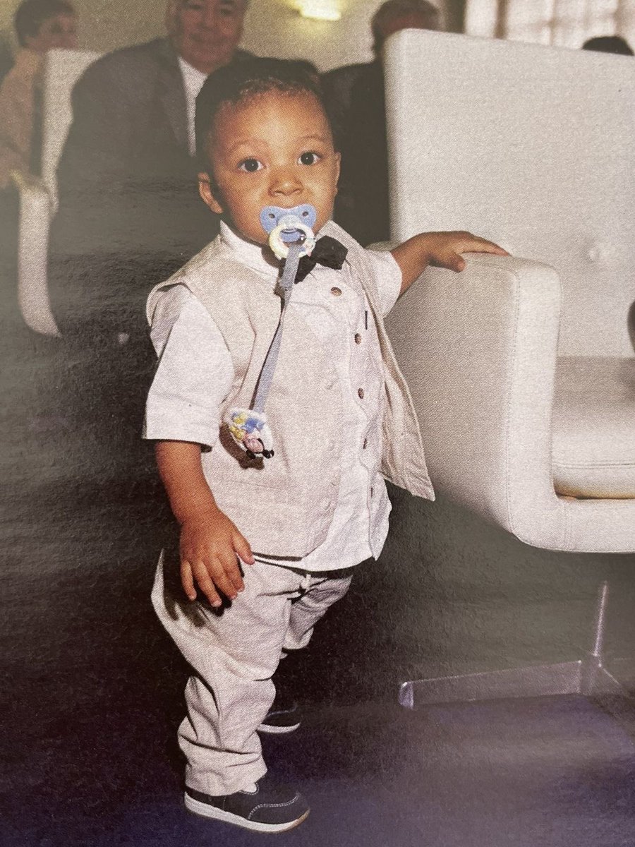 tenistark's tweet photo. tenho uma raiva de como o mbappe ainda parece ser brasileiro e não ser mas quando criança ele parecia MUITO mais 😭😭😭 https://t.co/OCIsDzH3Ss