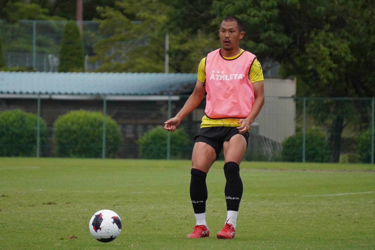 tochigisc's tweet photo. 【トップチーム】
2026 TOCHIGI SUMMER CAMP Supported byマロニエ交通 ⚽️✨
￣￣￣￣￣￣￣￣￣￣￣￣￣￣
2日目のレポートを更新しました!!📷✨

こちらから📲
https://t.co/HgAVL4hqOr

#栃木ＳＣ https://t.co/qRXCgckIQC