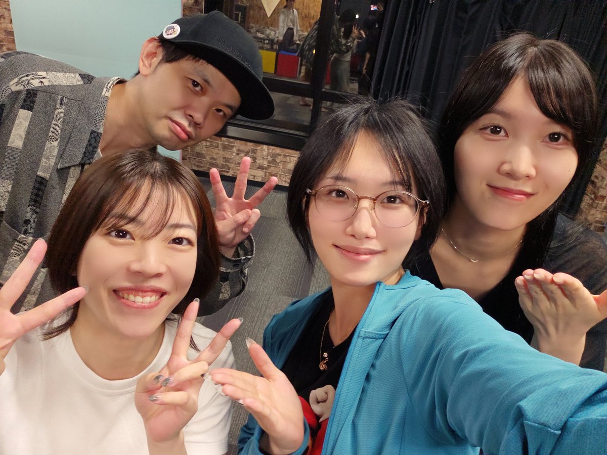 nagisasayuri22's tweet photo. #名前のない演劇祭D
#あらいず���「33」顔合わせ&amp;稽古でした！初日からてんこもりな稽古。
濃厚でハイスピードな60分をお届けします。
https://t.co/hLA0REcpQH https://t.co/3bA6BSgJtG