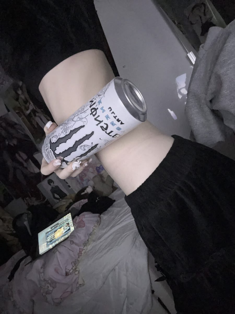 almondgirliee's tweet photo. https://t.co/aqXtMYySF8