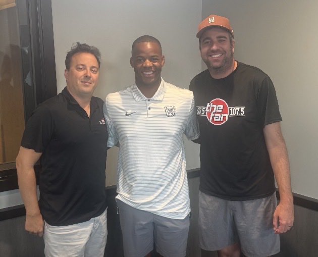 FanMornings1075's tweet photo. Miss our long-form conversation with @ButlerMBB head coach Ronald Nored? Click the link below!

https://t.co/BeZnr2V97k https://t.co/JT5SKaKLIr
