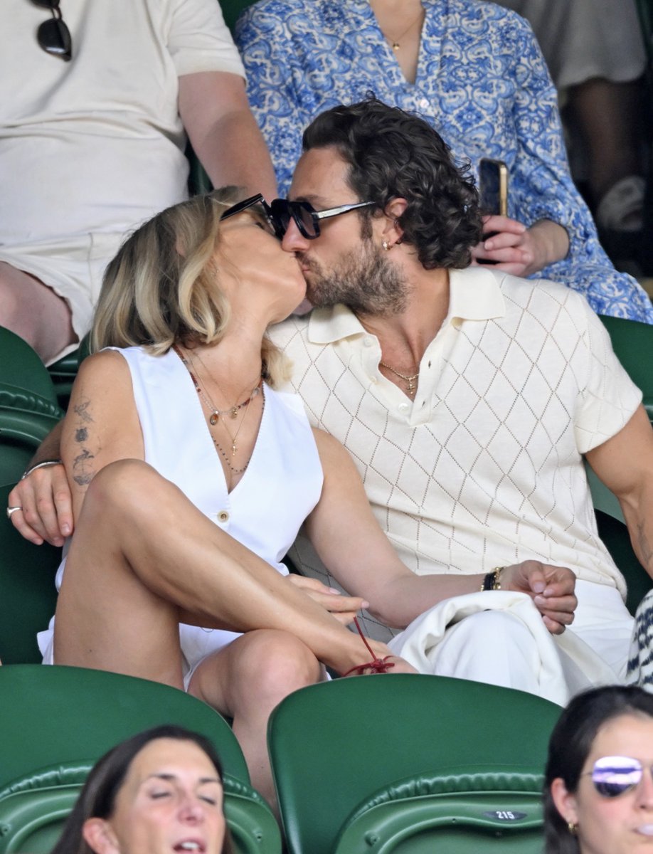 WassupMate_'s tweet photo. Sam and Aaron Taylor-Johnson at Wimbledon ✨ https://t.co/s56Oq4OuvS