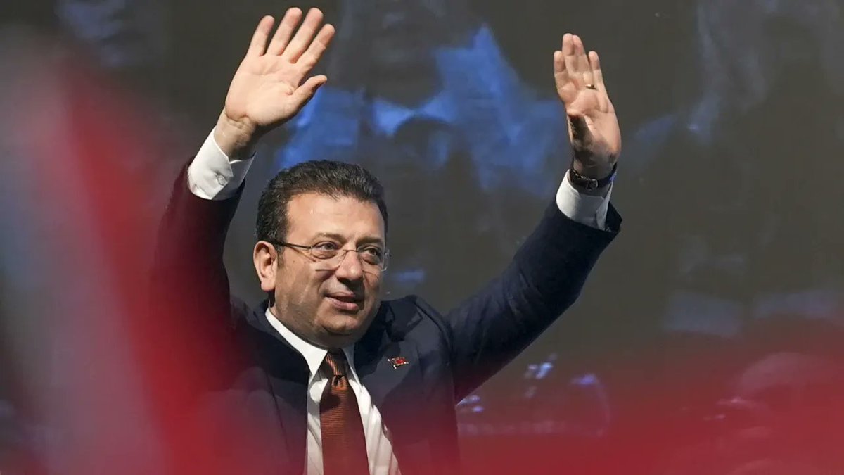 AvAliDvrmAn's tweet photo. “Aslında hiçbir şey yasadışı değildi, çünkü artık yasa diye bir şey yoktu”
George Orwell

143 suçlamadan 2500 yıl hapisle yargılanan Ekrem İmamoğlu'na savunma yaptırmadılar

Mahkeme Başkanı tutanağa şöyle yazdırdı
"Sanık susma hakkını kullandı"
#SavunmaHakkıEngellenemez https://t.co/ewjgiiaYQm