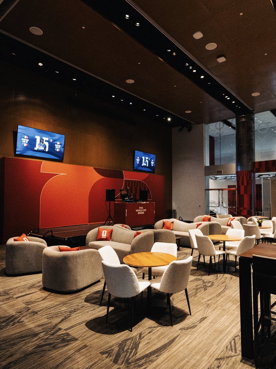 onlocationexp's tweet photo. Who’s ready to step into the #FIFAWorldCup quarterfinal round in one-of-a-kind VIP style 🙌 #OnLocation 

Get your official ticket &amp; hospitality package ➡️ https://t.co/EhIvbhQj53 https://t.co/IJFB95wWGf