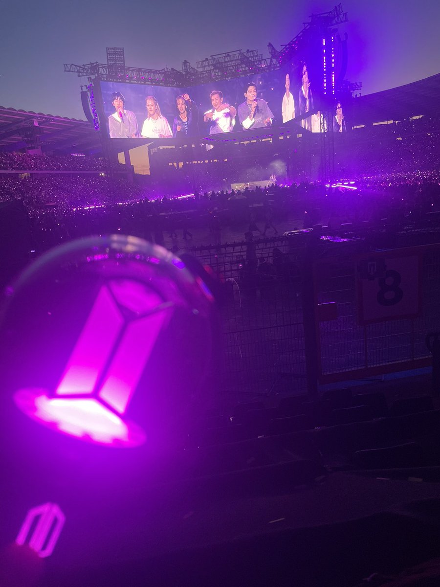 RMPICS_twt's tweet photo. We are, we are forever bulletproof 

#HappyBirthdayARMY
#Happy13thAnniversaryARMY
#13thARMYDAY @BTS_twt  
#BTSARMY13thBirthday https://t.co/LCJQ8zZNbK
