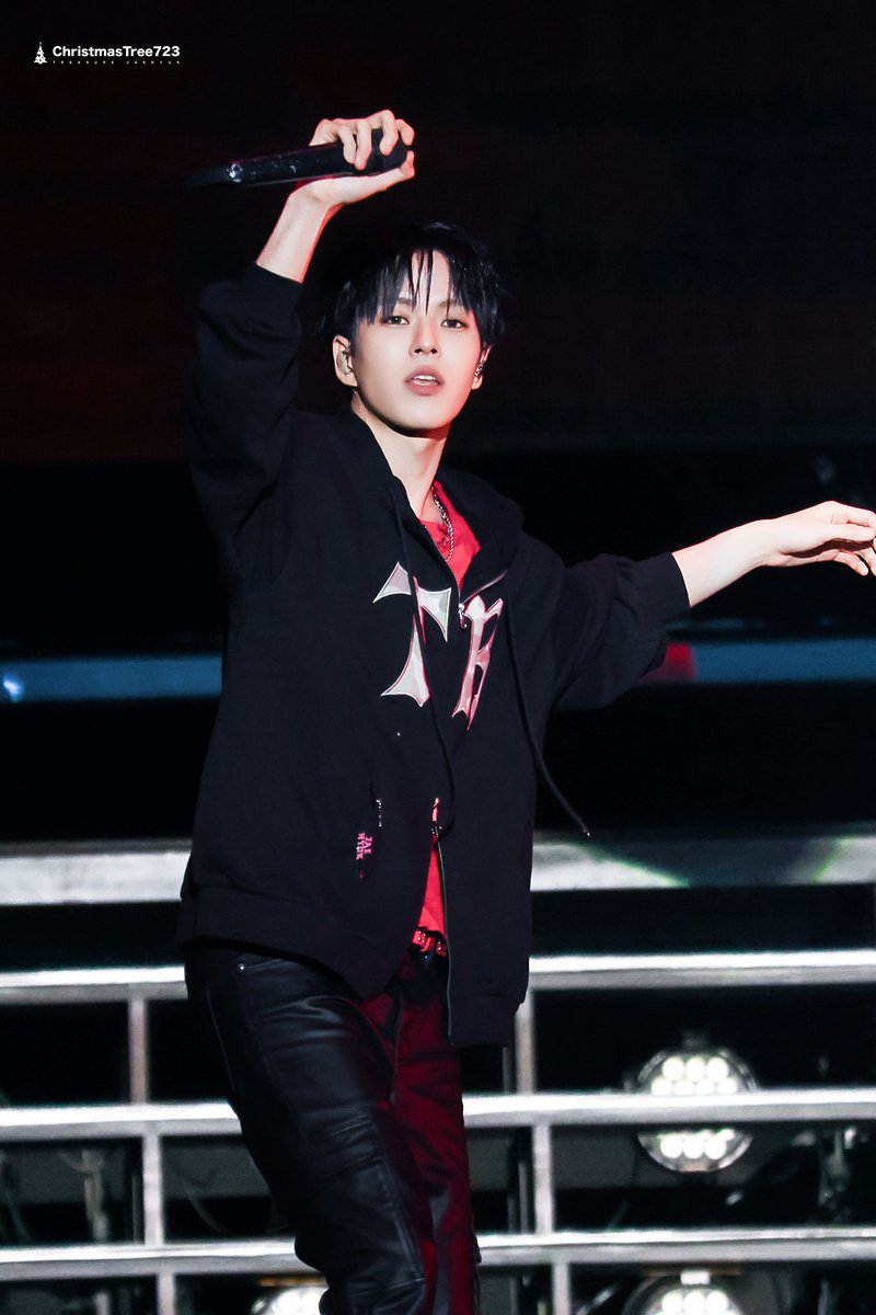 Christmas_t723's tweet photo. 260708
#윤재혁 #YOONJAEHYUK #ジェヒョク 
#트레저 #TREASURE https://t.co/rB3VzVeJIk