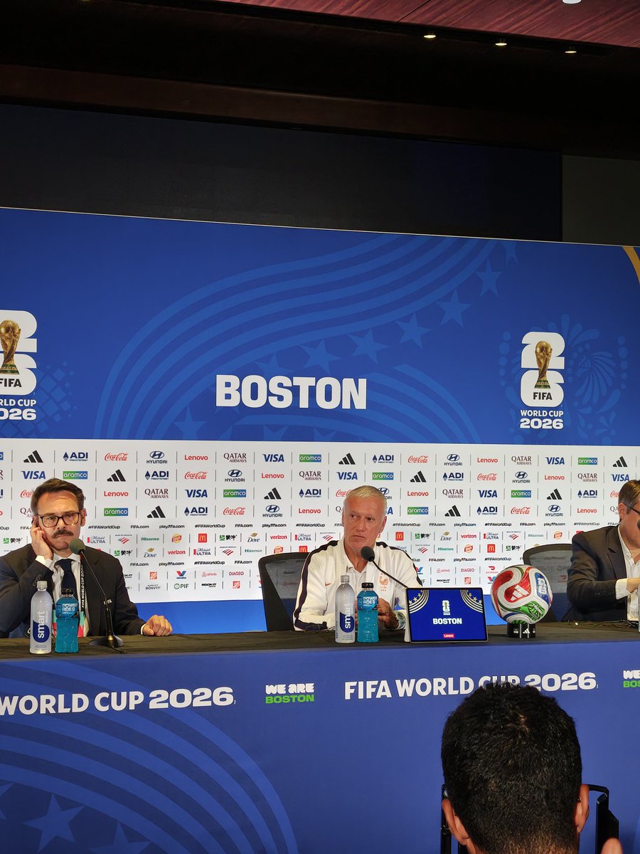 JulienFroment's tweet photo. 🚨🚨 Deschamps: "On a eu une réponse de la FIFA, le carton jaune de Michael est maintenu !" @franceinfo https://t.co/RDMFq5iRAe