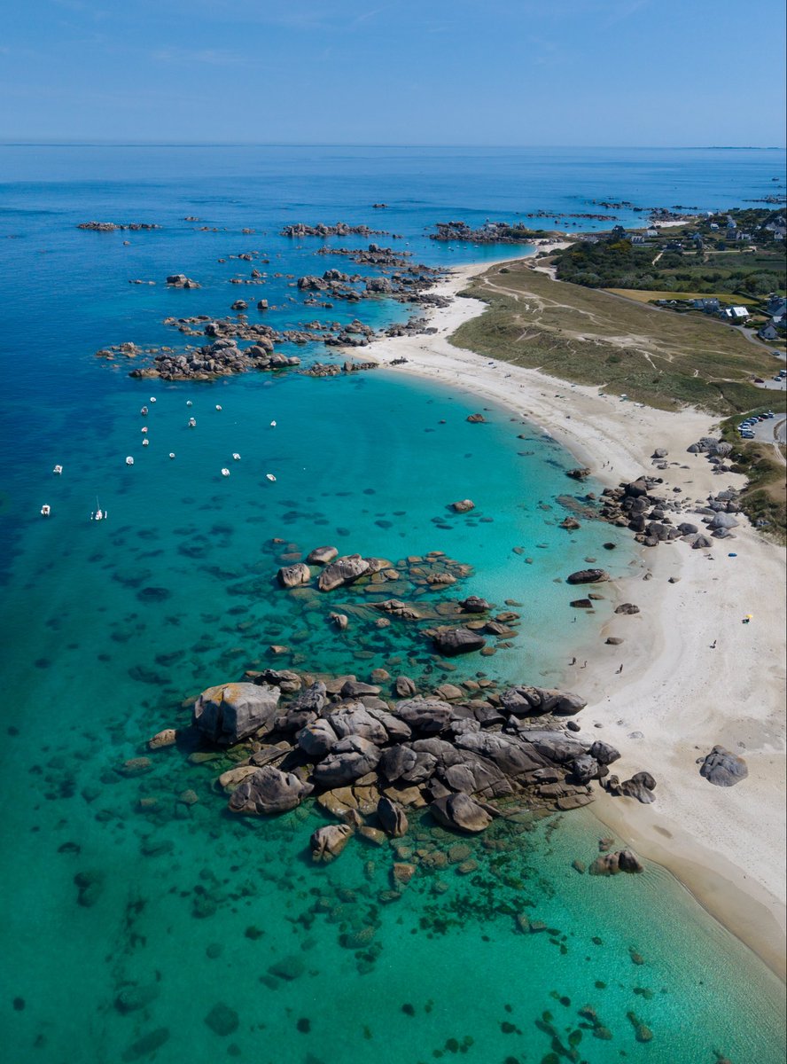 Adilemoigne's tweet photo. Cleder, la magnifique plage du Cremiou hier après-midi.
Toujours aussi beau par là-bas… https://t.co/tz5w3OVAcX