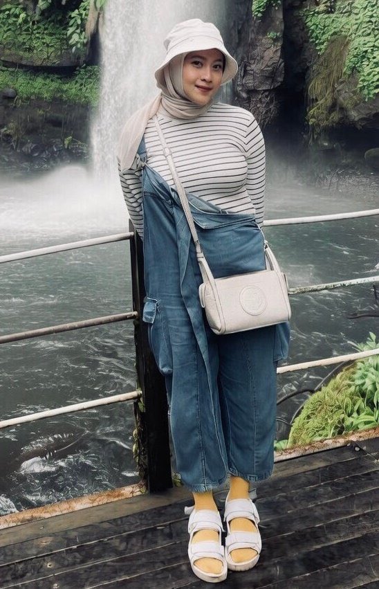 hijabarchiver's tweet photo. submission https://t.co/GSCWLmrWvc