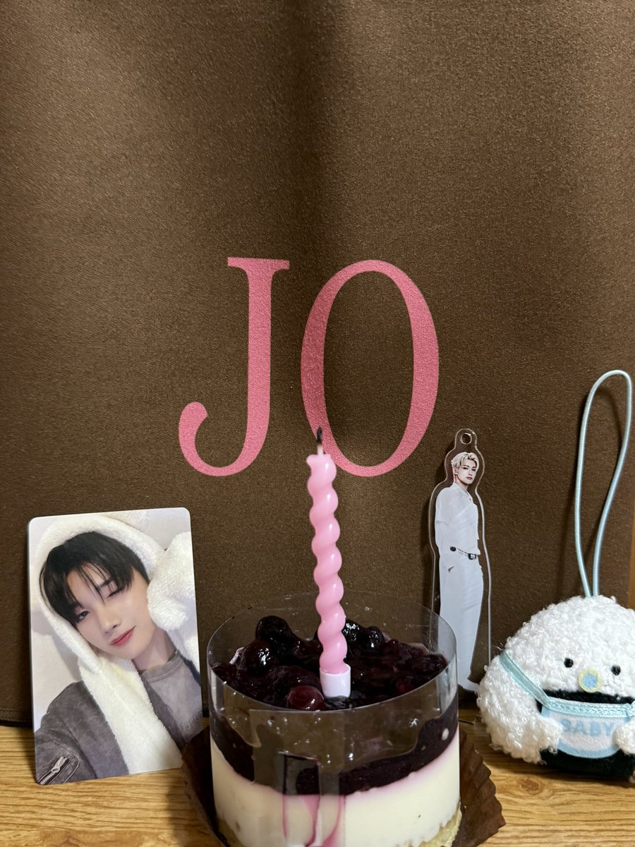 oo_kome78's tweet photo. .*·.⟡┈┈┈┈┈┈┈┈┈┈┈┈┈┈┈⟡.·*.

.☆.｡.:*・°〜 Happy JO Day 〜°・*:.。.☆

.*·.⟡┈┈┈┈┈┈┈┈┈┈┈┈┈┈┈⟡.·*.
 #Happy_JO_day 
#JO_22nd_Rice_on_fire
#おたんJO日気分JOJO https://t.co/CZoOweocEC
