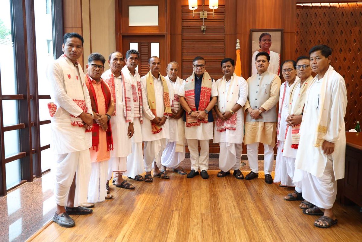 BhupenKBorah's tweet photo. Today, along with the State Secretary General of the Srimanta Sankardev Sangha and members of the Reception Committee of the Rangajan Uzirartul Sri Sri Madhavdev Janmasthan Centenary Celebration Committee, I had the privilege of meeting Hon'ble Chief Minister Dr. @himantabiswa Dangoriya.

During the meeting, we discussed the comprehensive development of the sacred Sri Sri Madhavdev Janmakhetra and extended a formal invitation to the Hon'ble Chief Minister to grace the centenary celebrations. He responded very positively, appreciated the significance of the Janmasthan, and assured us of his support.

We are grateful for his encouragement and look forward to celebrating this historic occasion with his blessings and guidance.
