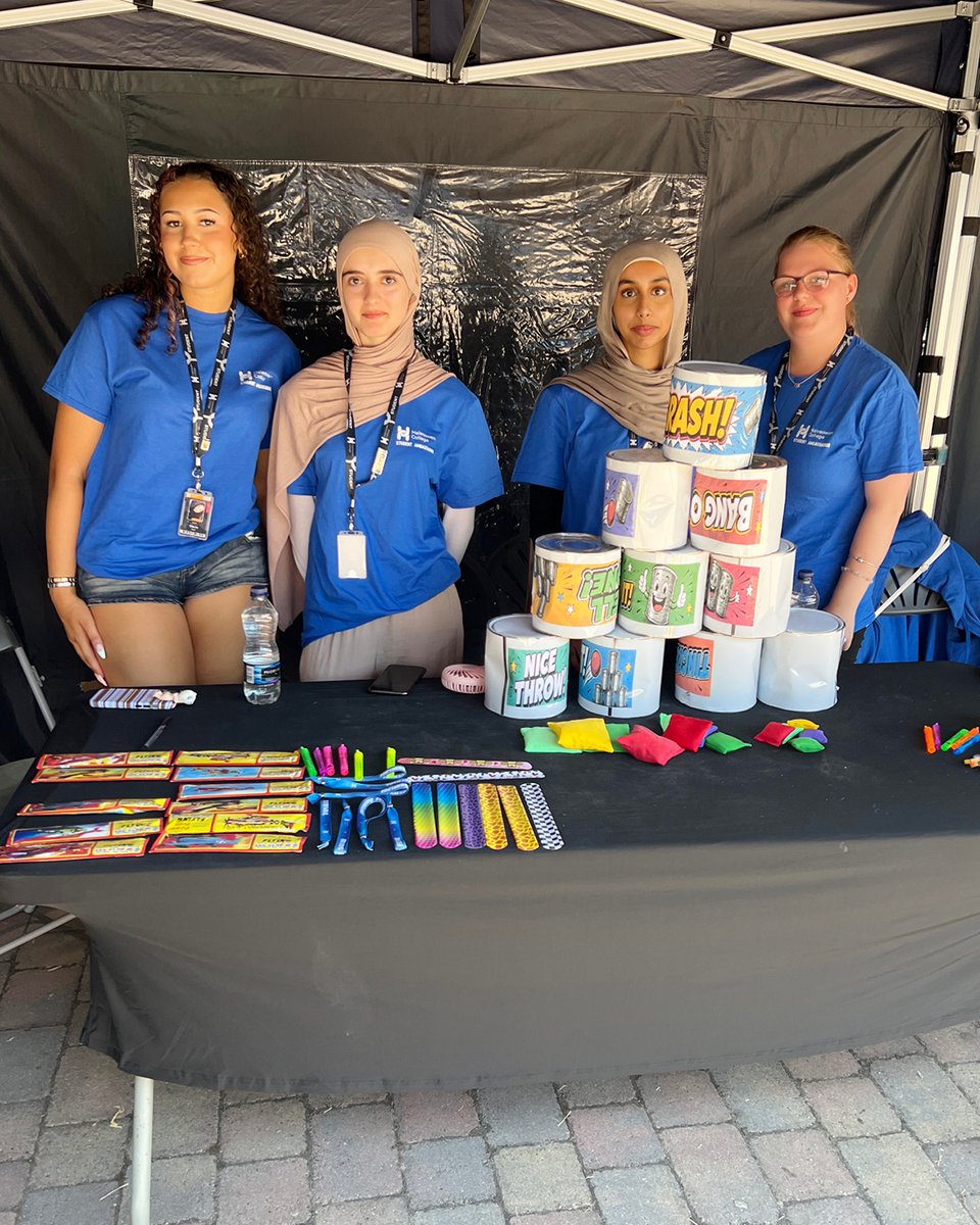 halesowencoll's tweet photo. Day two of Freshers Festival has been fantastic! 🎉

We’ve loved meeting so many of our new students and can’t wait to welcome our final group of freshers tomorrow. See you there!

#FreshersFestival #HalesowenCollege https://t.co/AEZ2SrEBzU