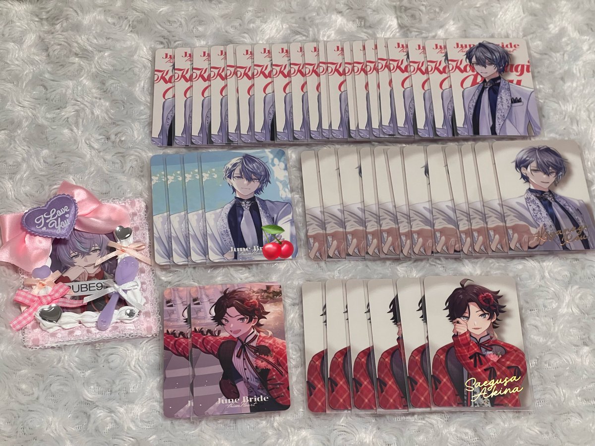 RUBE9TE's tweet photo. にじさんじ Dytica 周年 サンリオ Luminous Marriage Melty Valentine 異種 チェキ 缶バッジ 交換

求 画像1枚目 スタンプついてないもの

譲 画像2枚目〜 ツリーに続きます

✧お返事に時間いただく場合ございます。
✧下段は上段含む交換のみ

条件合う方いましたらよ��しくお願い致します。 https://t.co/0bU6qQHYK9