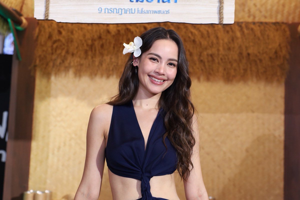 MajorGroup's tweet photo. ออกผจญภัยสู่ตำนานความยิ่งใหญ่กับภาพบรรยากาศพร้อม ‘ญาญ่า อุรัสยา’ ผู้ให้เสียงพากย์ไทย #โมอาน่า ฉบับไลฟ์แอ็กชัน ในงานกาล่าภาพยนตร์ไลฟ์แอ็กชันฟอร์มยักษ์แห่งปี Disney’s #Moana ที่ลาน Star Hall ชั้น 5 พารากอน ซีนีเพล็กซ์ มาร่วมให้กำลังใจพร้อมเด��นทางสู่เกาะโมทูนุย และมหาสมุทรโอเชียเนียด้วยกัน ก่อนไปลุยจัดเต็มทั่วประเทศพร้อมกัน 9 กรกฎาคมนี้ 
ที่ เมเจอร์ ซีนีเพล็กซ์ทั้งในระบบ IMAX with LASER 3D , Dolby Vision+Atmos® 3D , 4DX , Screen X และ Kids Cinema
 #MoanaTH