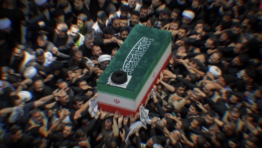 fatimabahja_'s tweet photo. كَيْفَ تَسْعَى بِهِ الأَكُفُّ خِفَافاً  وَعَلَيْهِ المَجْدُ العَظِيمُ وَفَاةُ؟
- https://t.co/lMj8jUuP7G