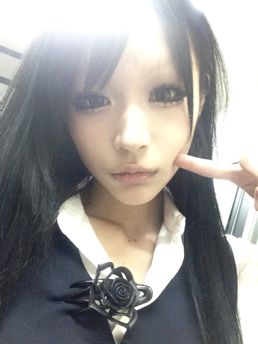 avantgardeidol's tweet photo. めろー？ https://t.co/B6Yiz3IbD4