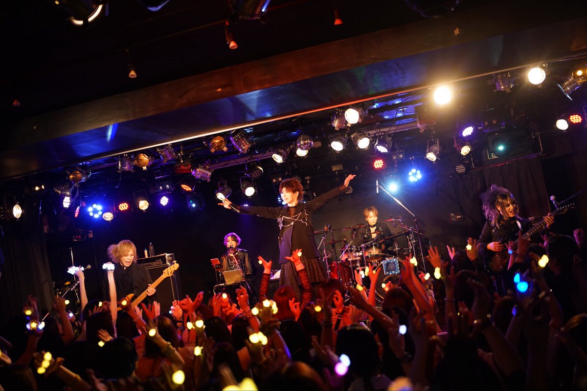 YUKI___official's tweet photo. 2026.07.05(日)
168 TOUR'26「君に降る雨を、僕は音にする。」
池袋EDGE

Photo by @shinyakizakura https://t.co/sOI6AiXqMr
