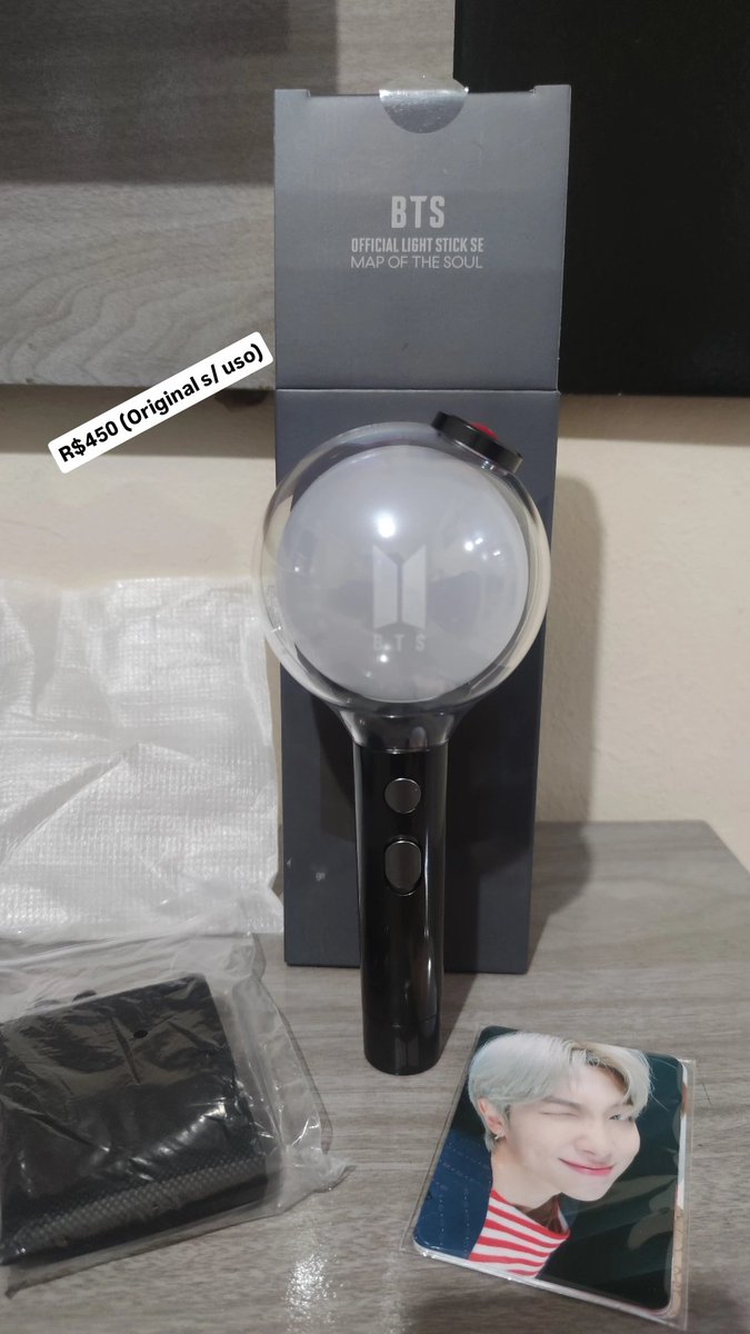 ciii_myg's tweet photo. @trocaevendabts 
[VENDO/VENDA BTS]

Estou desapegando de alguns itens da minha coleção por motivos financeiros. 

- Valores nas fotos+ frete
- Tenho feedbacks 
- Mais fotos e vídeos na dm. https://t.co/IfPCGV3Com