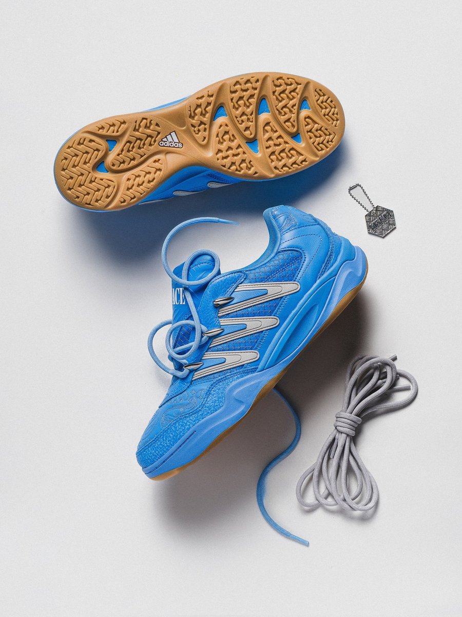 sneakersfandom's tweet photo. https://t.co/TP3s5zbSPg