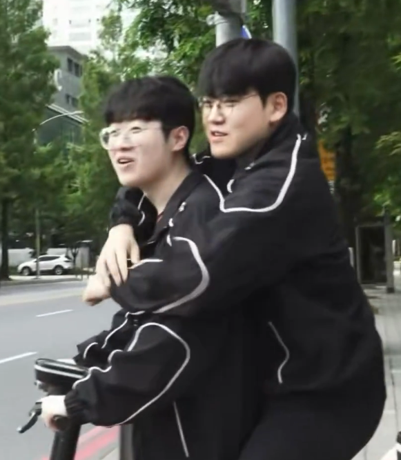 guminhyung's tweet photo. 😭🥹 https://t.co/HGCDzs33Pq