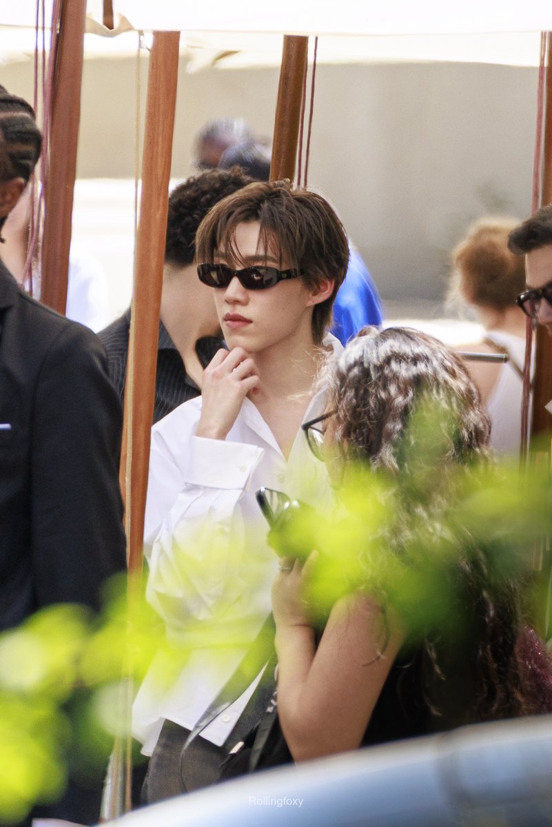 Rollingfoxy's tweet photo. [HD] Summertime Beauty🌞

#Balenciaga55thCouturexPPKRIT
#ppkritt https://t.co/mZyoFPuUj3