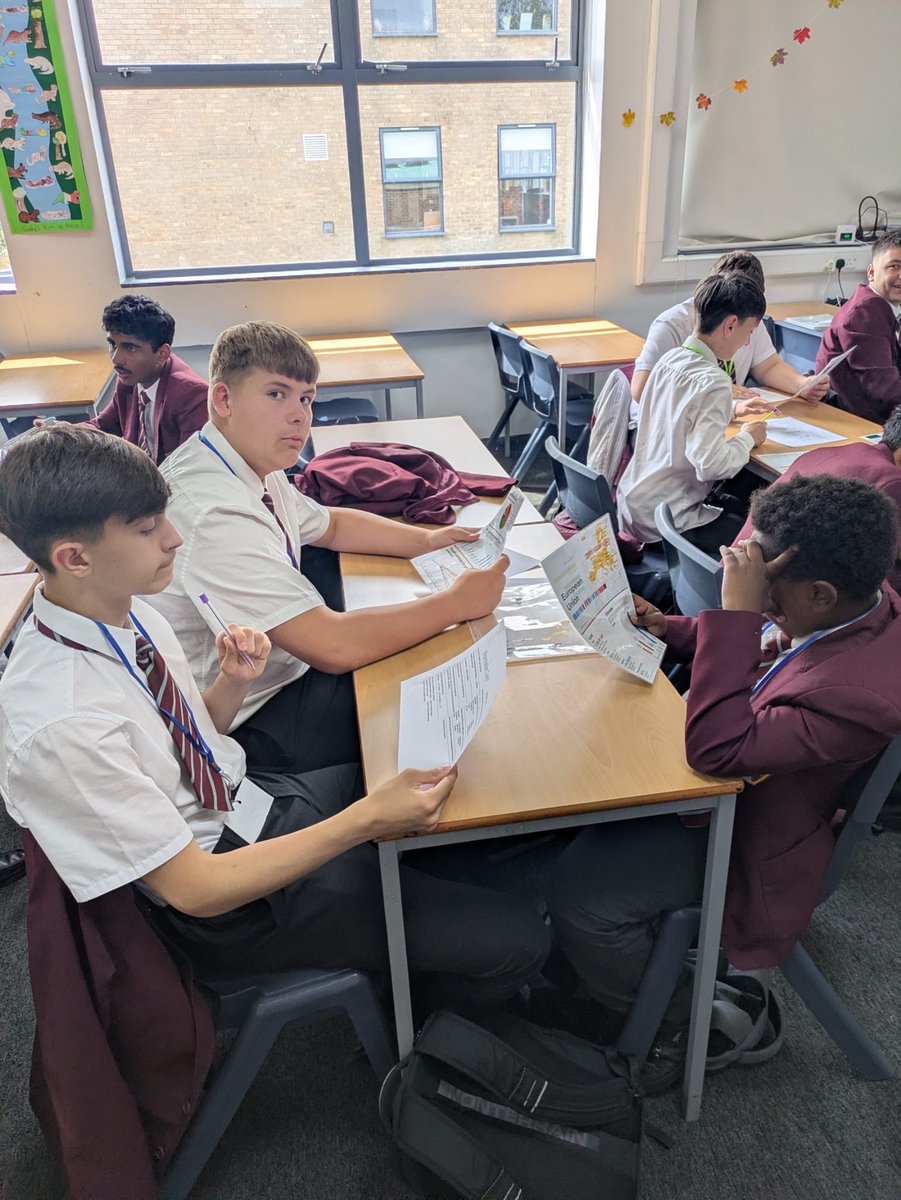 StCuthbertsGeog's tweet photo. ๐ Year 9 students took part in a Classroom Climate Conference today, debating global issues, sharing solutions and developing their understanding of climate change. Fantastic teamwork, discussion and critical thinking on display! ๐ฑ๐ฃ๏ธ #StCuthbertsGeog #FormingGreatMen https://t.co/50hmSfShG2
