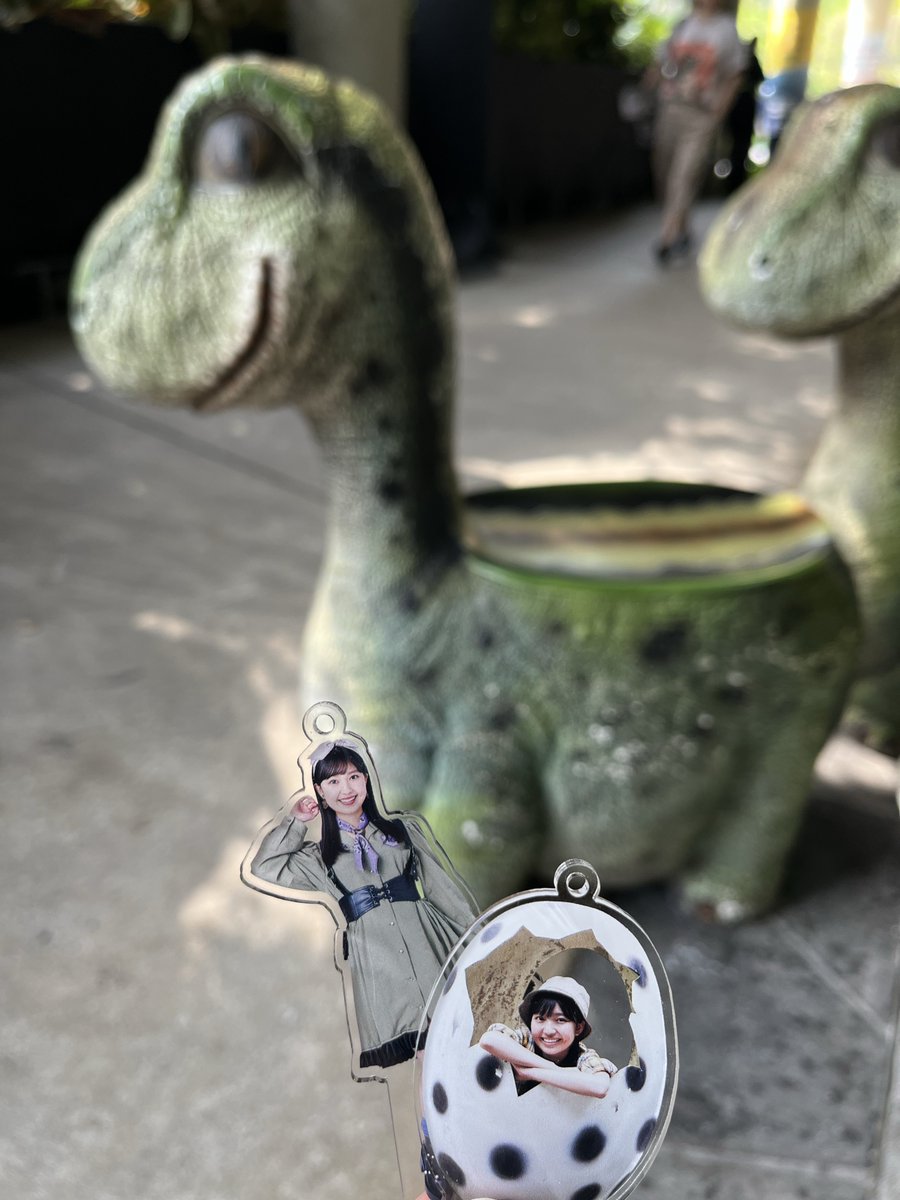 hellomogu_0119's tweet photo. 旅先にマッチするアクリルを持っていけてるとかなりアガる https://t.co/esL6Ssy7Ru