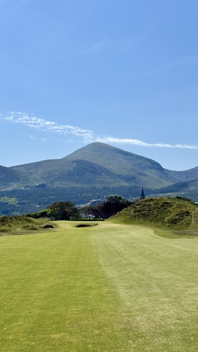 ForePlayPod's tweet photo. ROYAL COUNTY DOWN

We take on the #1 golf course in the world today at noon eastern on our YouTube channel. As special as it gets. https://t.co/EAFbhVMmf8