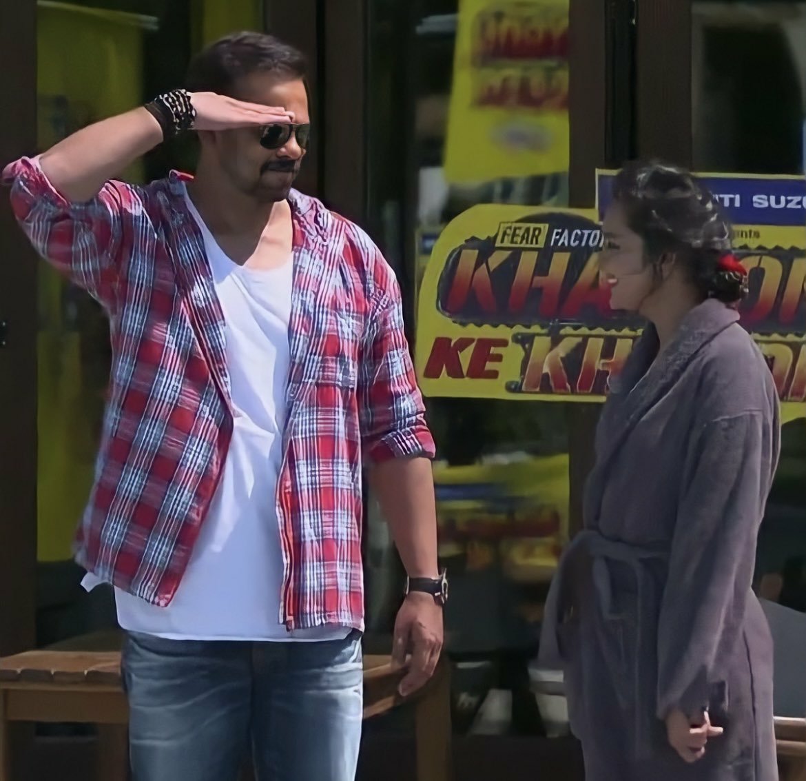 VinayRaghu02's tweet photo. She is a game changer, the kind of girl that redefines everything you thought you knew about amazing⚡
@itsmetejasswi #TejasswiPrakash #TejaTroops #KKK10 https://t.co/3g6hUgJuf8