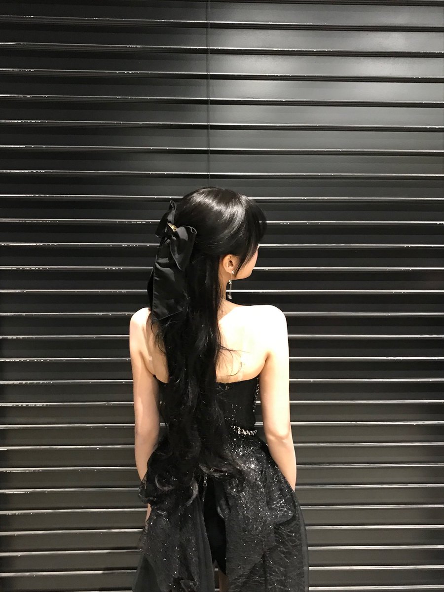 picbaemon's tweet photo. AHYEON WEVERSE UPDATE https://t.co/MFIvBMtxeX