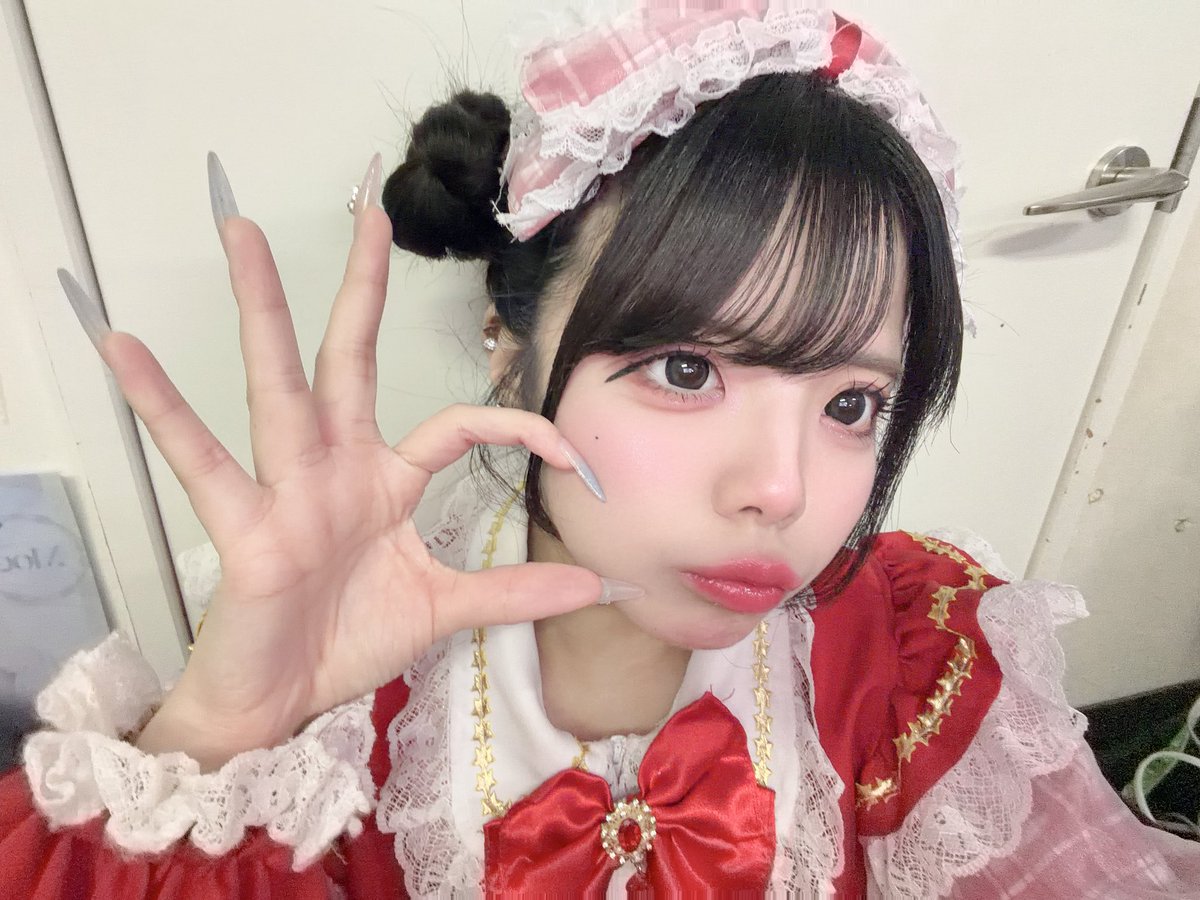 🍓 tweet media