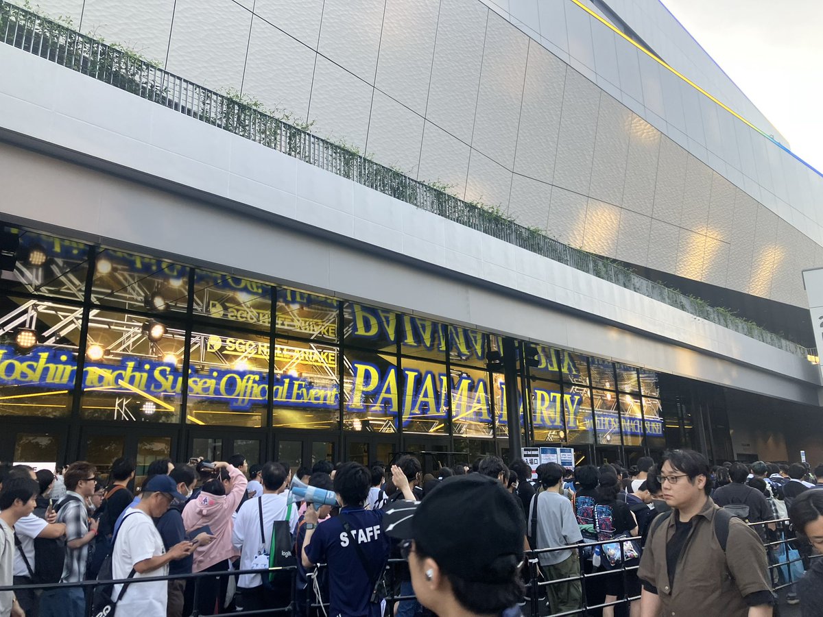 SERNsamJB's tweet photo. 楽しんだ
喋る機会あるなら次は
仕事終わりの格好じゃなくて
ちゃんと正装で行こう https://t.co/vAJKZ3mpIW