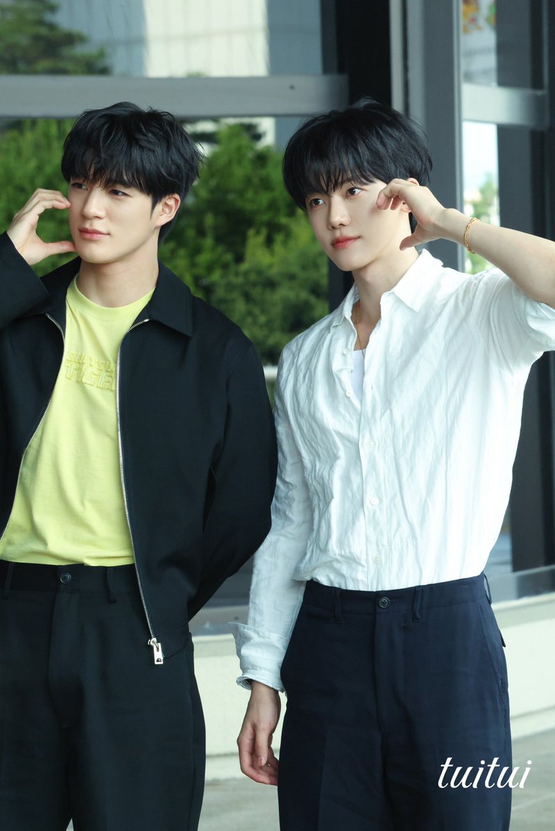 tuitui_0423's tweet photo. 260708 ✈️

#제노 #JENO #재민 #JAEMIN #엔시티드림 #NCTDREAM https://t.co/51gjRU8mcj