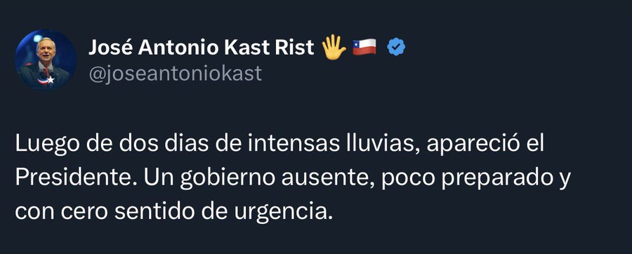 valentinamirosl's tweet photo. @PresidenteKast Está rico el desayuno de lujo en cerro castillo? https://t.co/QOXJ8eTFEq