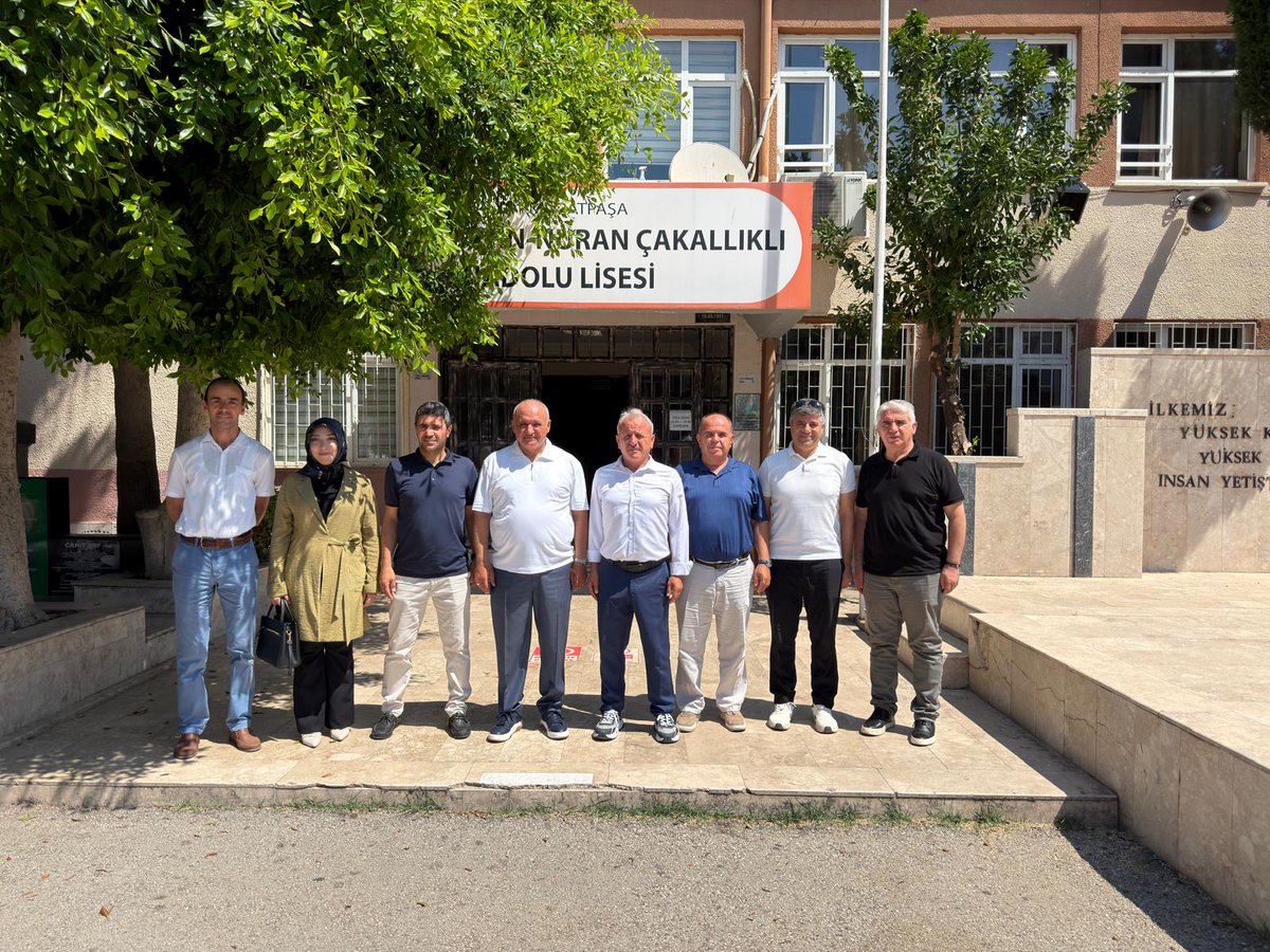 ademsaykal's tweet photo. @ebs_muratpasa 
Muratpaşa Ebs Yönetimi olarak Antalya İl başkanlığımızın hazırladığı Aşurelerimizi İl yönetimimizin katılımıyla ikram ettik.
Aşurelerimiz Muhabbete vesile oldu. İl başkanlığımıza, İlçe Yönetimimize, İlçe Kadın komisyonımuza ve tüm üyelerimize teşekkür ediyoruz. https://t.co/x2WzMYJi6l