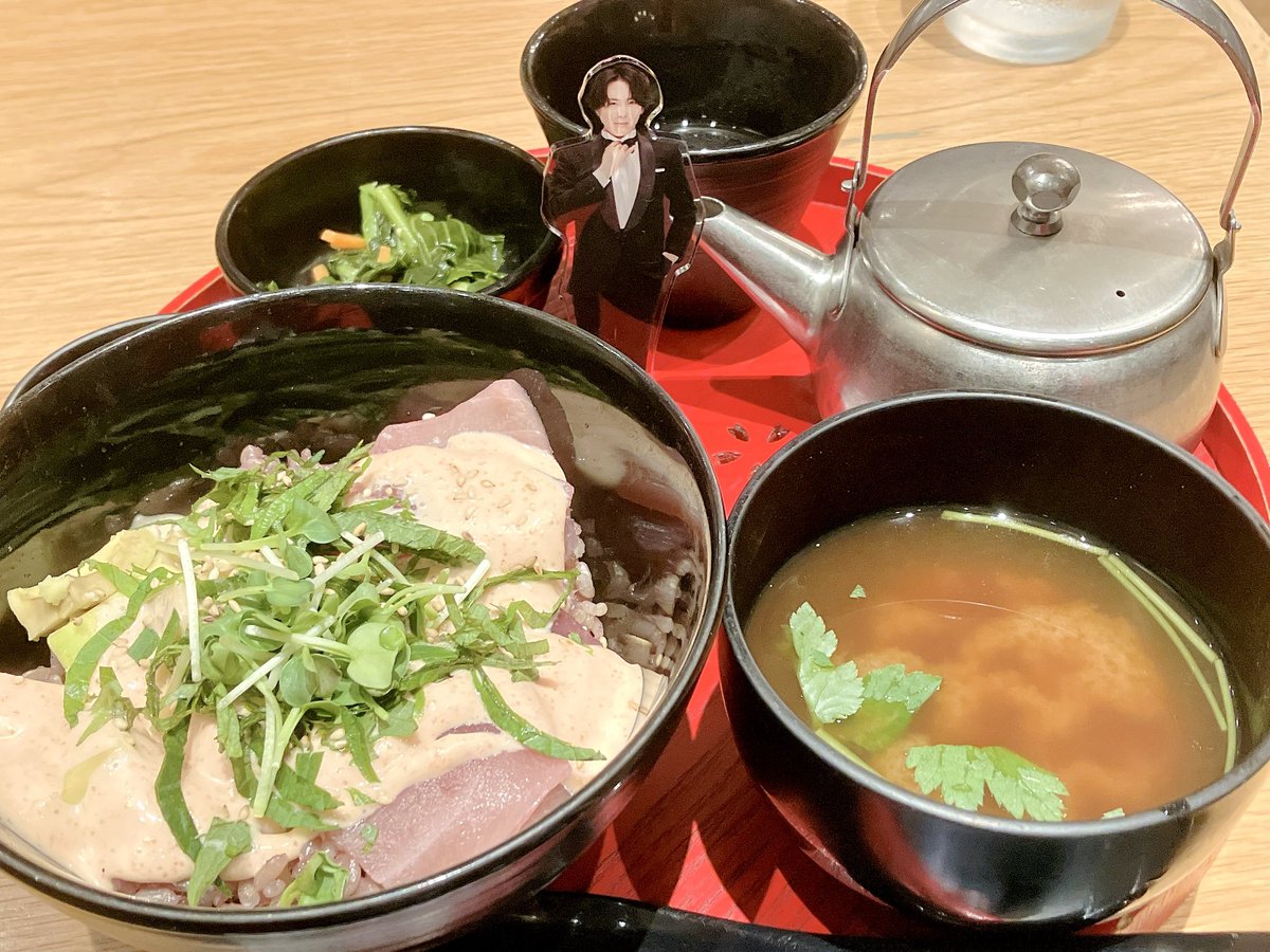 fuzi96's tweet photo. 黒玄米食べてから黒牢城観てきた！
時代劇見慣れてないから言葉が難しかったけど話の内容は分かった
内容追えるか結構不安だったけどなんとか…
ラスト良き〜 https://t.co/4Z2AZgcjTx
