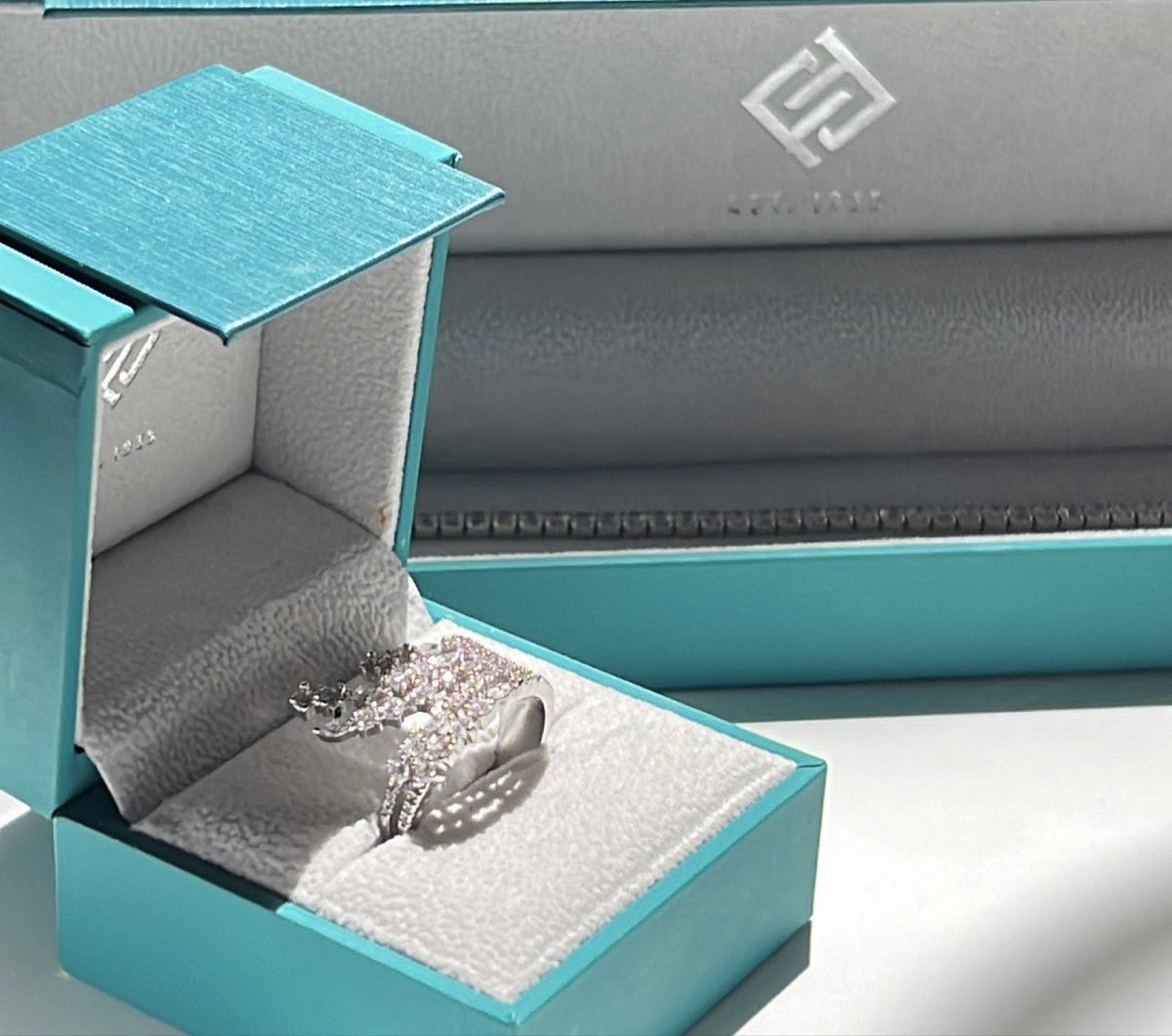 lealasRR's tweet photo. 💎💍 https://t.co/DjLYyxTSeK