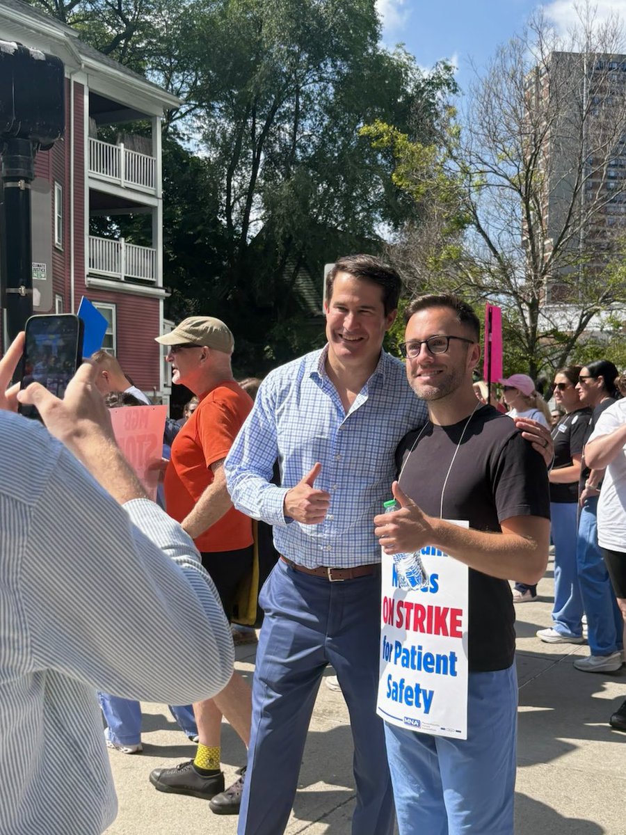 sethmoulton's tweet photo. Proud to stand with the Nurses of Brigham &amp; Women’s Hospital. They care for our community, and deserve a fair contract that reflects that. https://t.co/BQfq2YSiLT