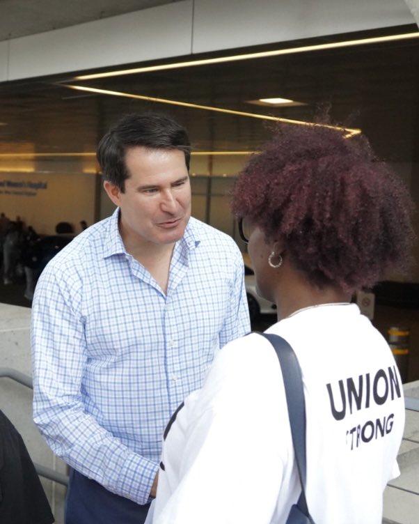 sethmoulton's tweet photo. Proud to stand with the Nurses of Brigham &amp; Women’s Hospital. They care for our community, and deserve a fair contract that reflects that. https://t.co/BQfq2YSiLT