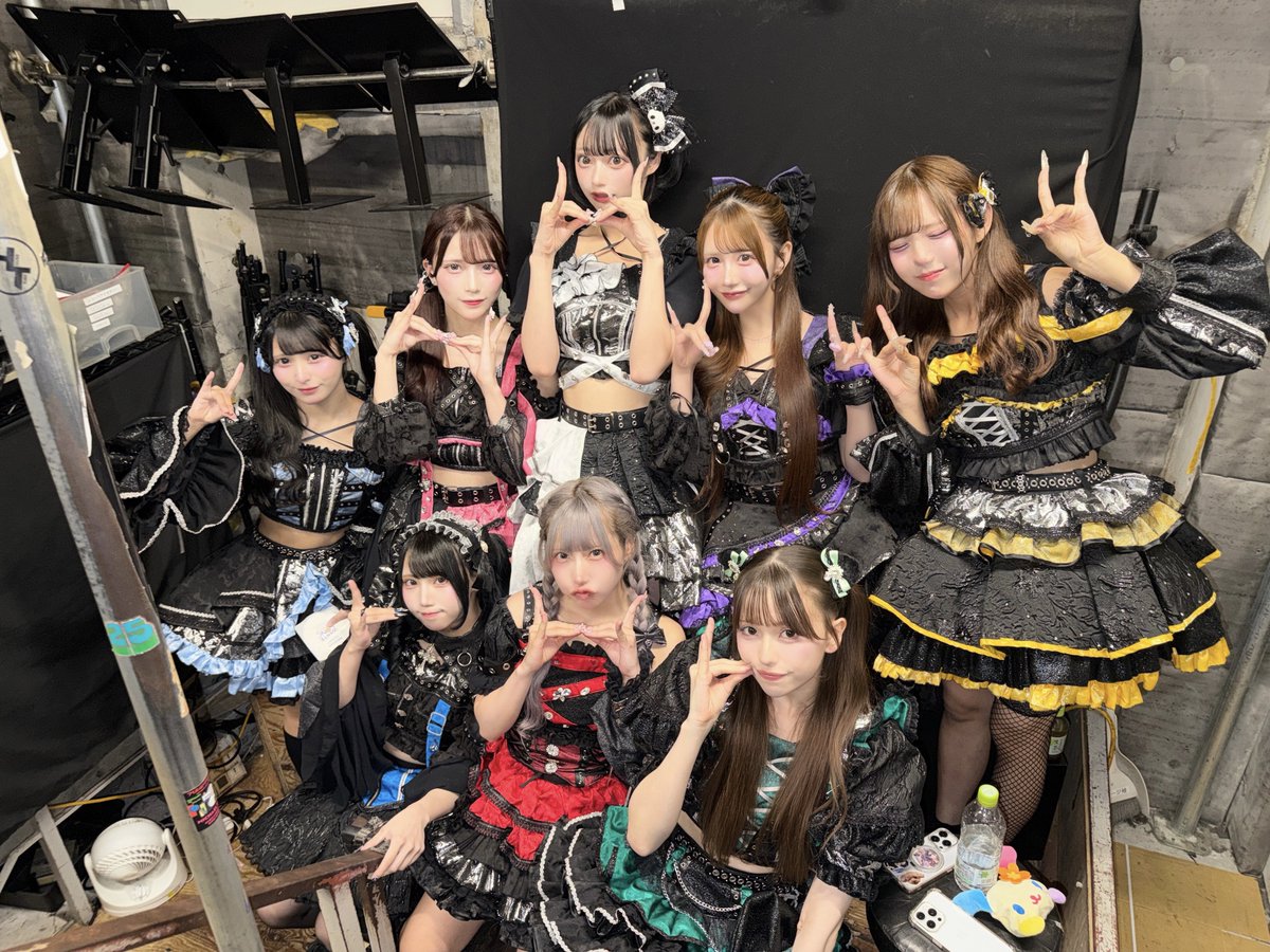 TENRIN_official's tweet photo. ぽんこちゅこんぽ🦊 https://t.co/5BZX5YhbuW