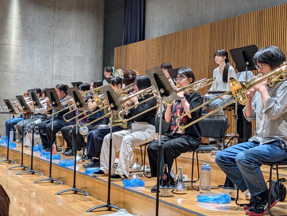 FanfareOrkest's tweet photo. 洗足学園ファンファーレオルケストです!
本日から臨時練習が始まり、より一層力を入れて取り組んでいます🪊
まだまだお席空いていますので是非いらしてください✨️🙏
https://t.co/etOvF5boDS https://t.co/Xu9BoA0OTq