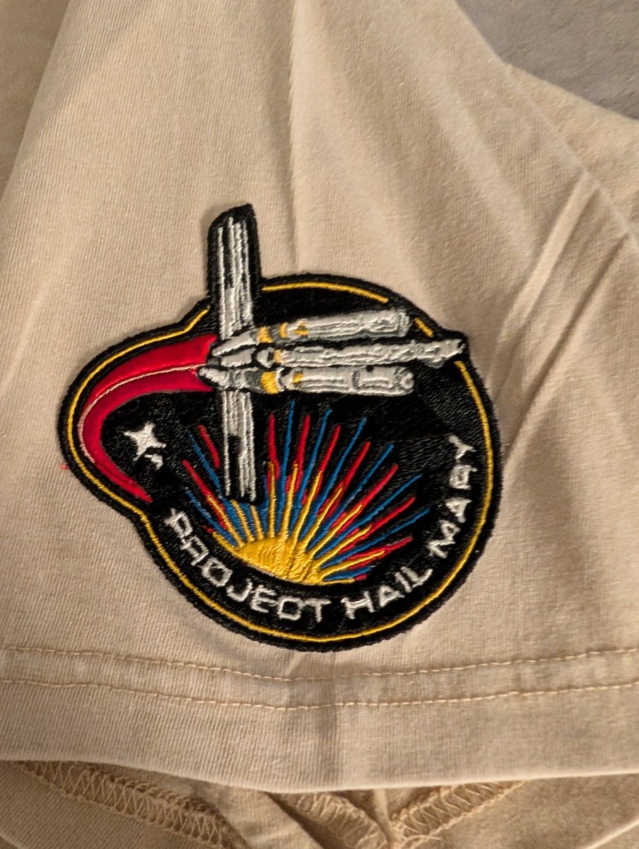 2dgnocchi's tweet photo. love the way my project hail mary shirt turned out https://t.co/U1aRGN2FwT