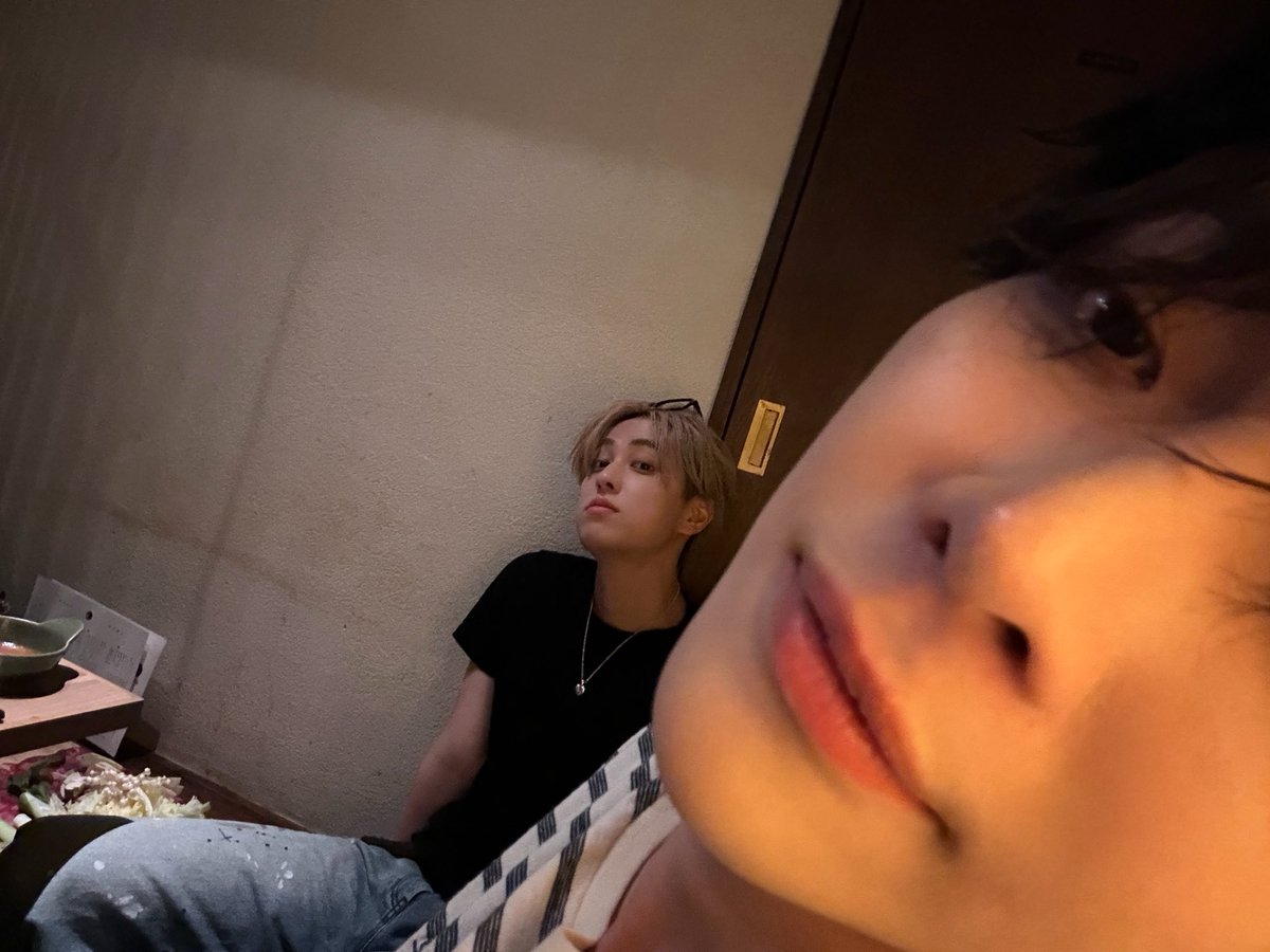 andTEAM_members's tweet photo. ニコちゃん！お誕生日おめでとう🎈
ほぼ同い年だもんな笑

#HAPPY_NICHOLAS_DAY
#andTEAM #エンティーム #TAKI https://t.co/PgmyuuJNo0