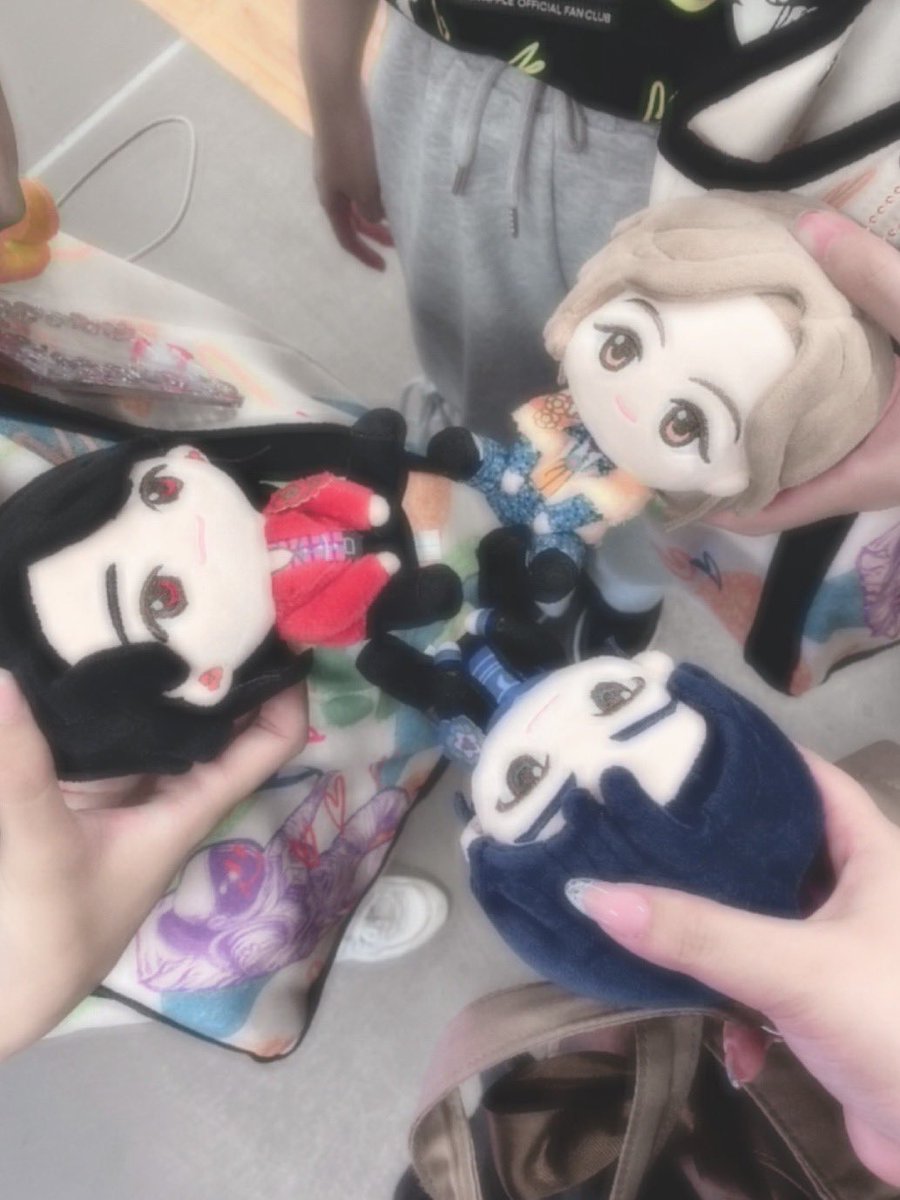 w___h_1OO8's tweet photo. *⋆⸜𝐧𝐞𝐰 𝙩𝙖𝙜 🏷︎⸝‍⋆

知らぬ間に誰かを傷つけて
                人は誰かの為に光となる

♡ or ↺でお迎え💙ྀི
詳細ALT

#MrsGREENAPPLE好きな人と繋がりたい
#ミセス好きな人と繋がりたい
#ミセス好きと繋がりたい
#JAMSさんと繋がりたい https://t.co/XzcNCFuYgA