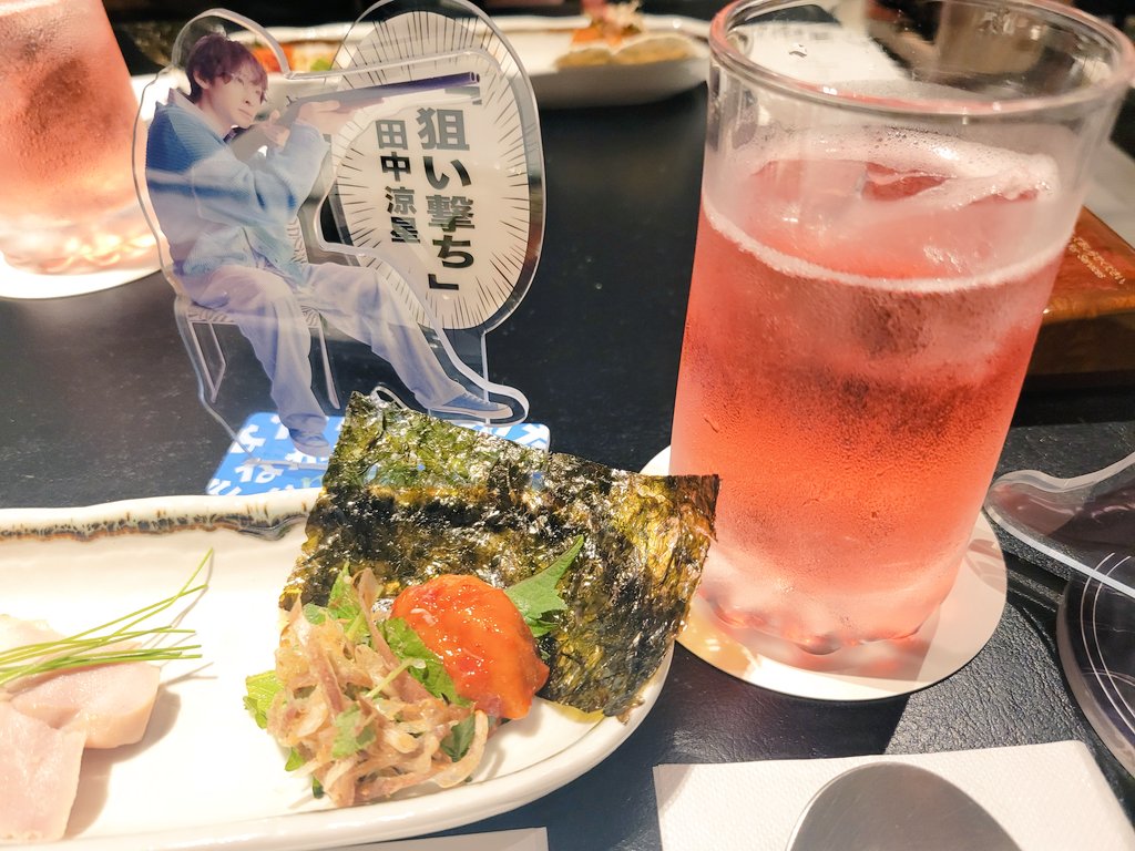 everblue64's tweet photo. 焼肉荒武イベントデー✨行ってきました！
なに食べても美味しいし☺️店員さんも優しいし✨️事前にアレルギーの相談をしたのですが快くご対応戴けたのも嬉しかったです。
そして涼星くんあんなに席に来てくれるとは思わなくて💦凄すぎた😵✨️
相席の方達も優しくて楽しい時間になりました！ https://t.co/ZFwL355tDv