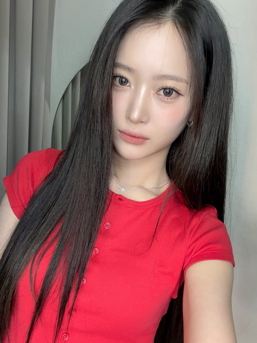 H1KEY_official's tweet photo. [🧸✨] 언니 꿈 꿔ㄹr.,★

#H1KEY #하이키 #ハイキー 
#SEOI #서이 #ソイ
#GORUN https://t.co/xxdl7QFWgv