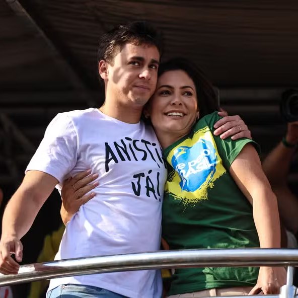 andreia71671's tweet photo. JUNTOS PARA SABOTAR O BOLSONARISMO! A GANA È  PELO PODER ! https://t.co/sQsHiGEB9v